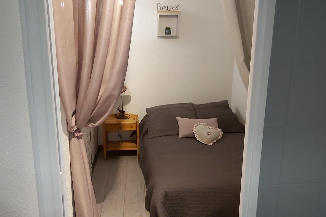 Beautiful Studio With Balcony In Briancon Екстериор снимка