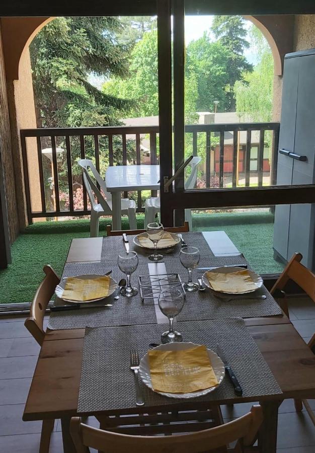 Beautiful Studio With Balcony In Briancon Екстериор снимка